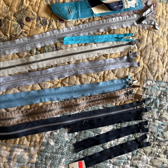 Assorted Zippers Collection - Picture 2 of 2